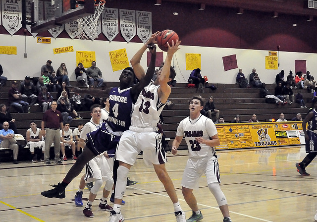 Cory Bergan tries to take the ball to the hoop. Sunrise Mountain did a good job of keeping Pahrump out of the paint. 
Horace Langford Jr. / Pahrump Valley Times
