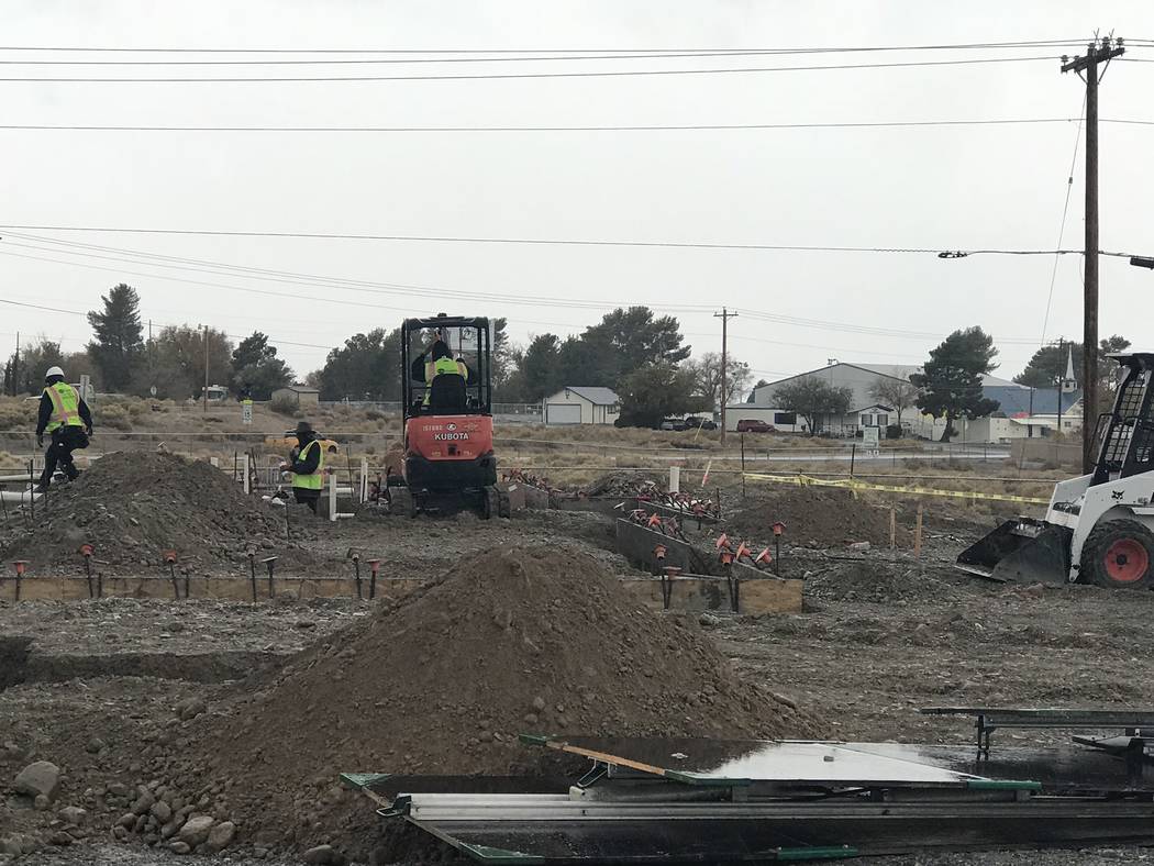 Jeffrey Meehan/Pahrump Valley Times Crews work at 460 S. Highway 160 in Pahrump on a new Starbucks location on Nov. 29, 2018. Records with the Nye County Recorders Office show a memorandum of leas ...