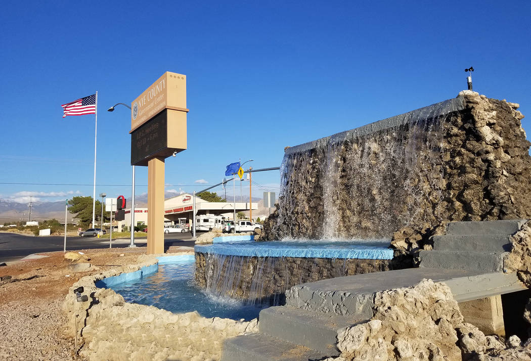 David Jacobs/Pahrump Valley Times Water pours from the Calvada fountain on Oct. 10, 2018. Nye C ...