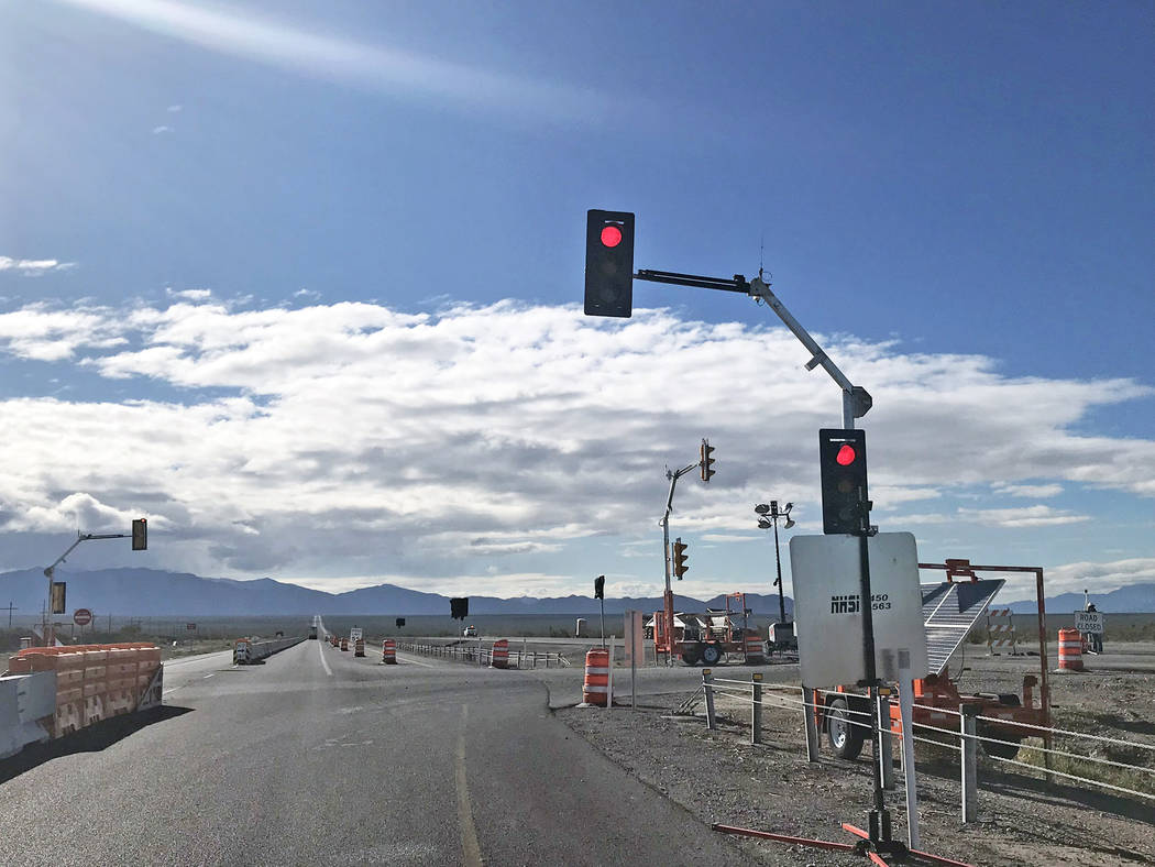 Jeffrey Meehan/Pahrump Valley Times A temporary stoplight was added at Tecopa Road and Highway ...