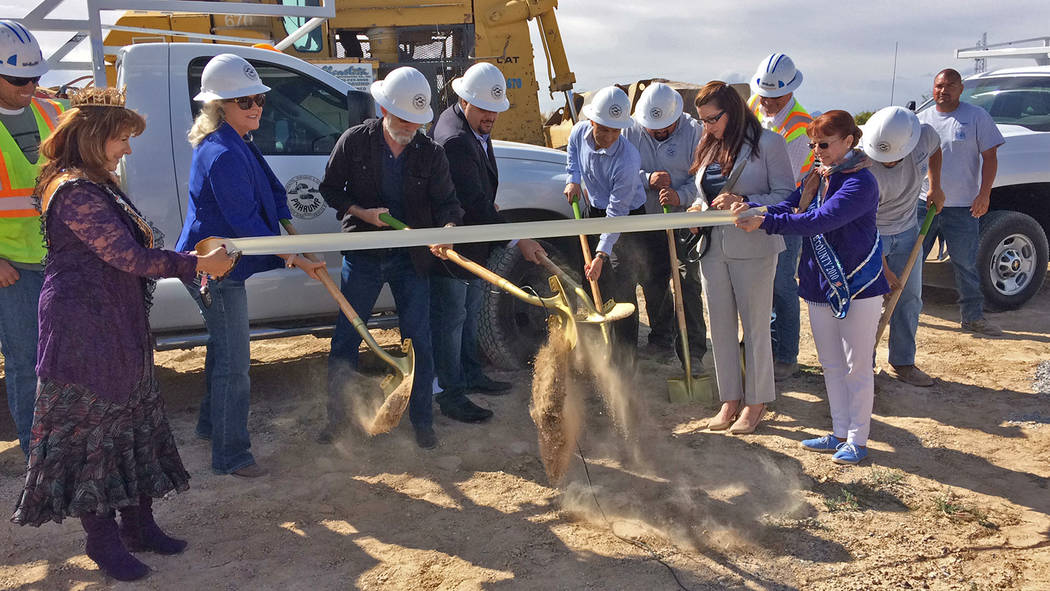 Robin Hebrock/Pahrump Valley Times The ceremonial turning of the dirt at the Kellogg Park groun ...
