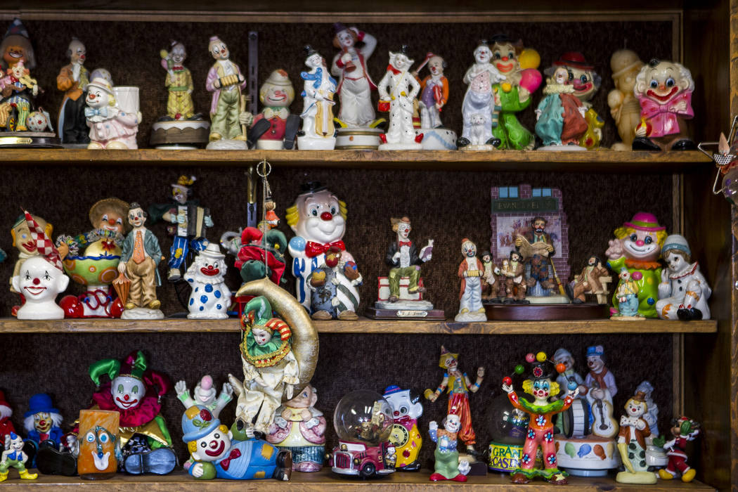 Patrick Connolly Las Vegas Review-Journal About 600 clowns decorate the lobby of the Clown Mot ...