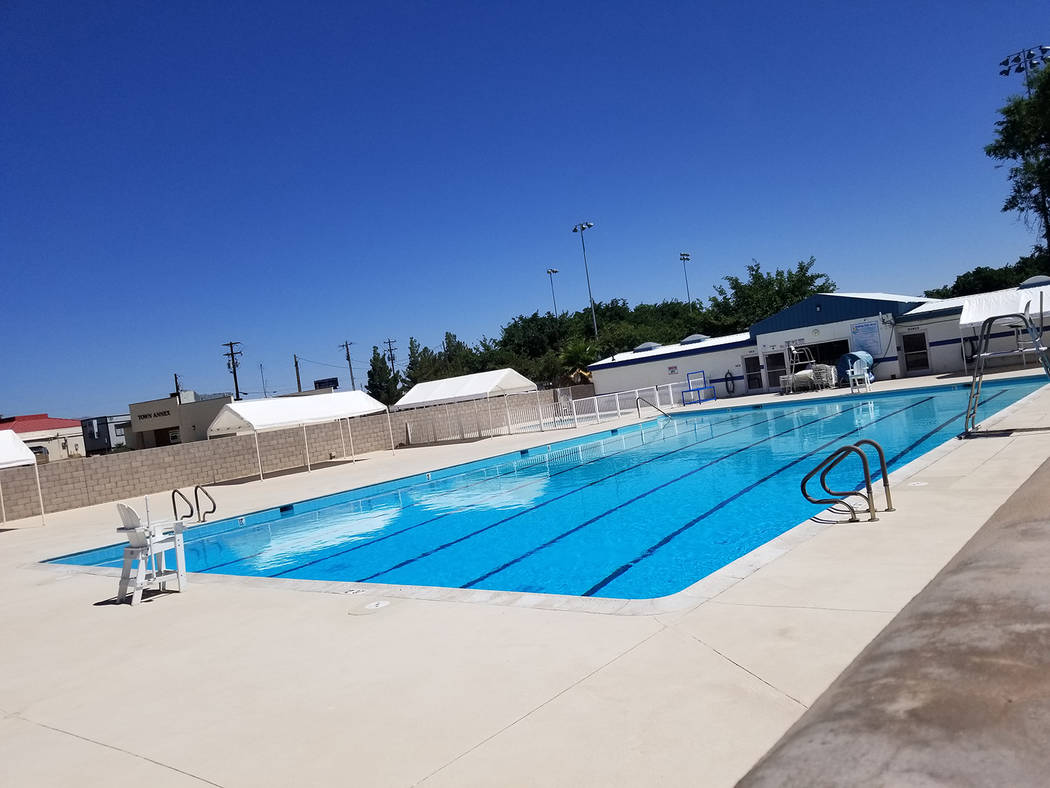 David Jacobs/Pahrump Valley Times A look at the unoccupied Pahrump community swimming pool as s ...