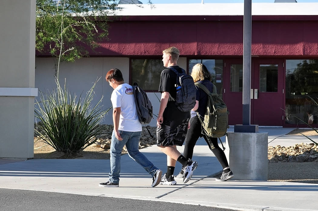 Horace Langford Jr./Pahrump Valley Times Students make their way into Pahrump Valley High Scho ...
