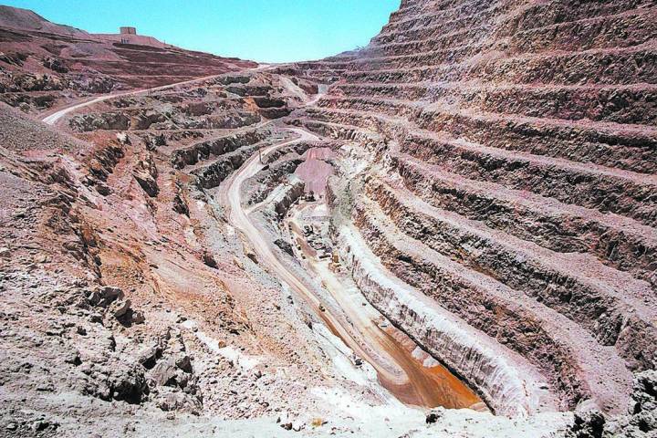 Gary Thompson/Las Vegas Review-Journal file Open pit area of the Barrick Bullfrog Gold Mine as ...