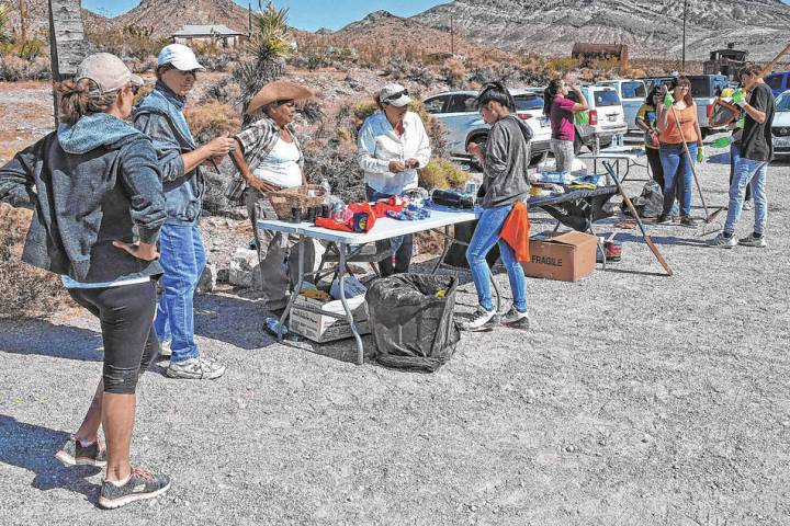 Richard Stephens/Special to the Pahrump Valley Times Volunteers gather near the train depot in ...