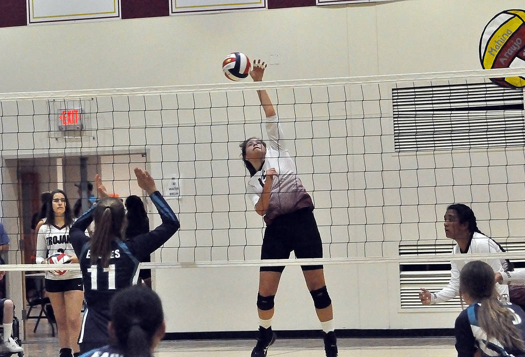 Horace Langford Jr./Pahrump Valley Times Pahrump Valley junior Kate Daffer goes up for one of h ...