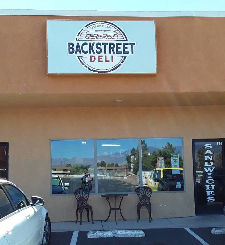 Selwyn Harris/Pahrump Valley Times The owners of Backstreet Deli use Vienna products directly f ...