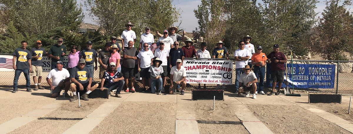 Tom Rysinski/Pahrump Valley Times Participants in the Nevada State Horseshoe Pitchers Associati ...