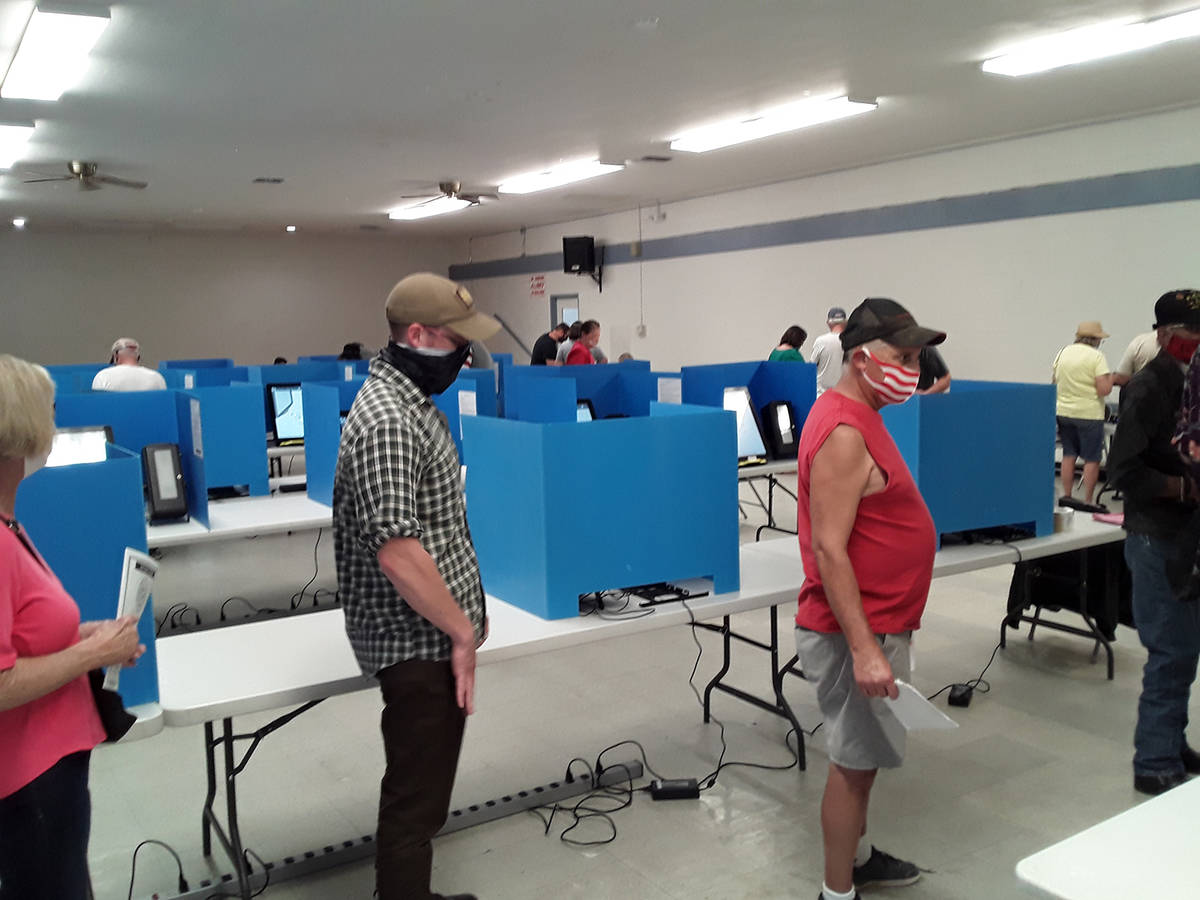 Selwyn Harris/Pahrump Valley Times Once voters were inside the community center, they were requ ...
