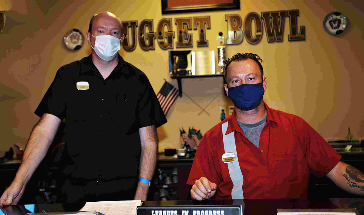 Randy Gulley/Special to the Pahrump Valley Times Randy Cardill, left, and Anthony Matassa work ...