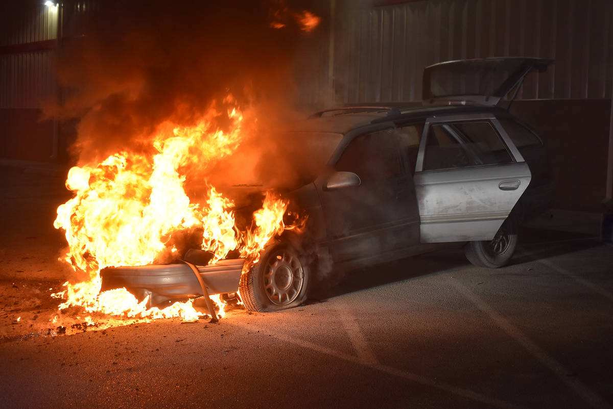 Selwyn Harris/Pahrump Valley Times Fire crews were dispatched to a vehicle fire in the parking ...