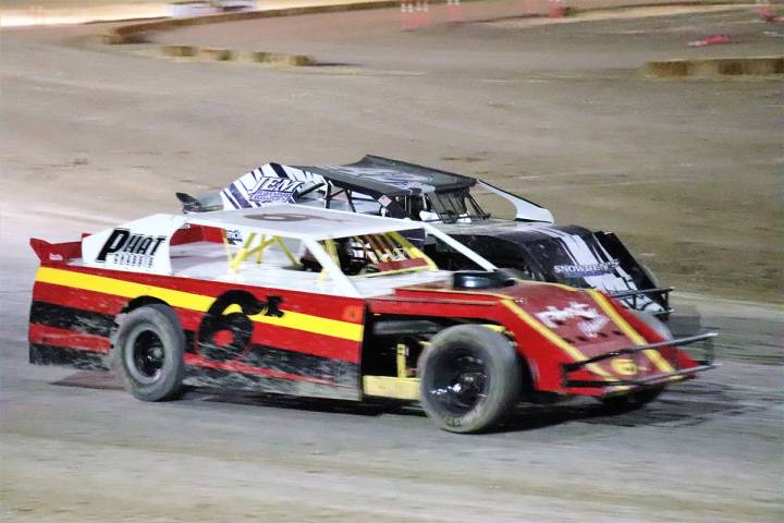 Digital Storm Photography/Special to the Pahrump Valley Times Clifton King, left, and Dan Snowd ...