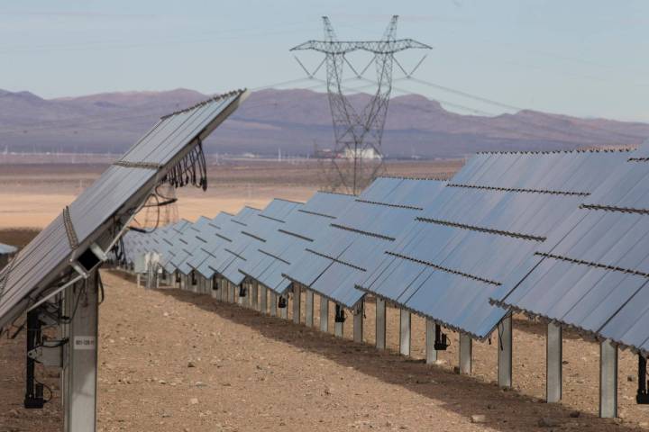 Erik Verduzco/Las Vegas Review-Journal The Silver State South Solar Energy Center in Primm on ...