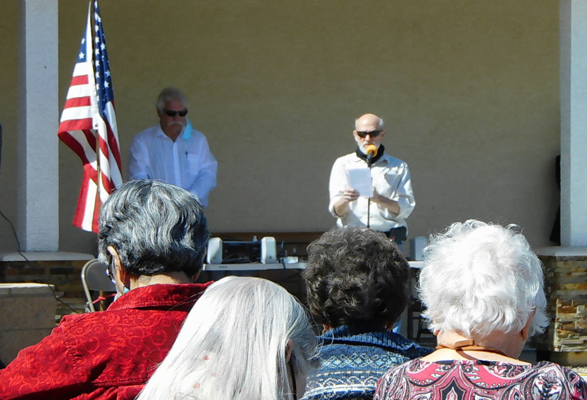 Robin Hebrock/Pahrump Valley Times Pastor Neal Owen of New Hope Fellowship Church speaks at the ...