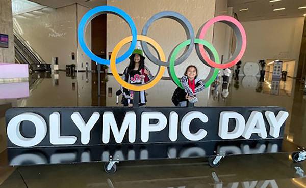 Special to the Pahrump Valley Times Mika, left, and Suri Yoffee at the USA Wrestling Women's Na ...