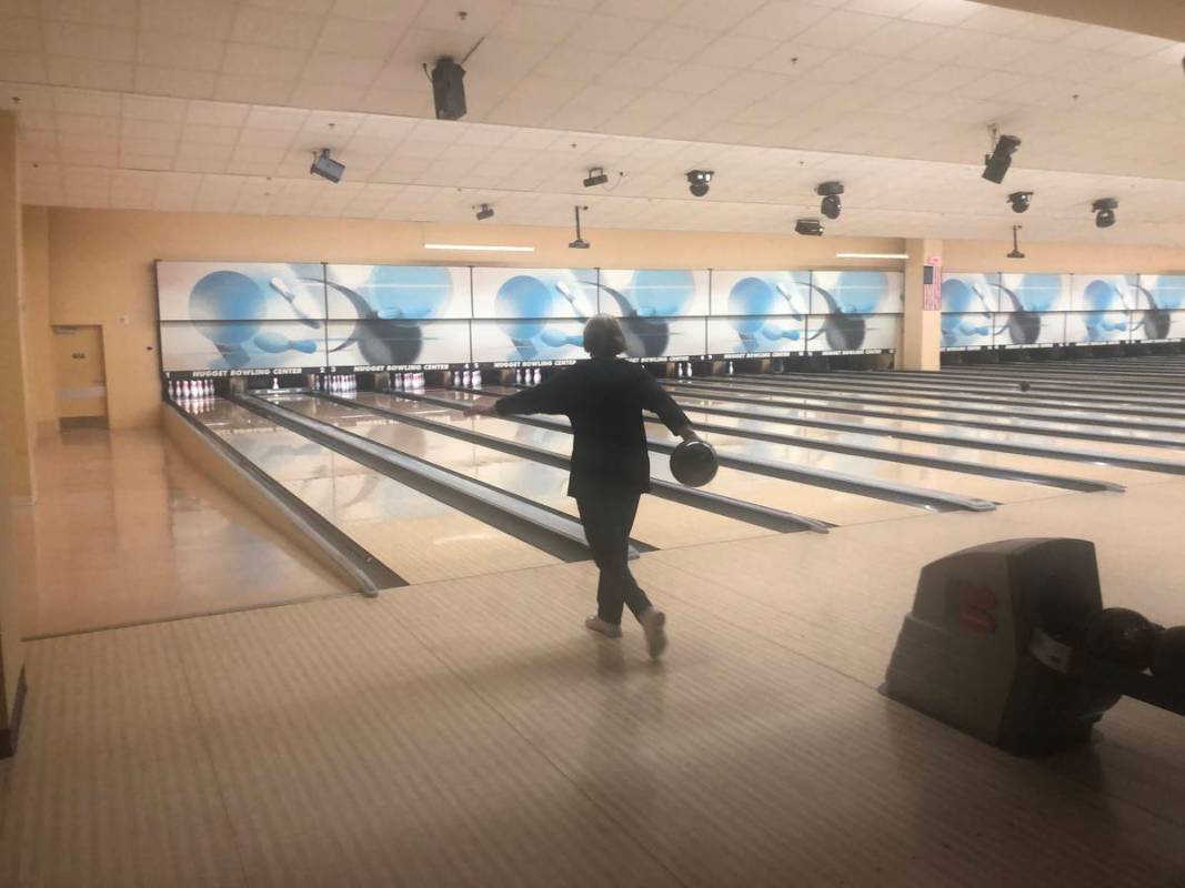 Tom Rysinski/Pahrump Valley Times Marilyn "Sis" Fronk displays the form that won her a division ...