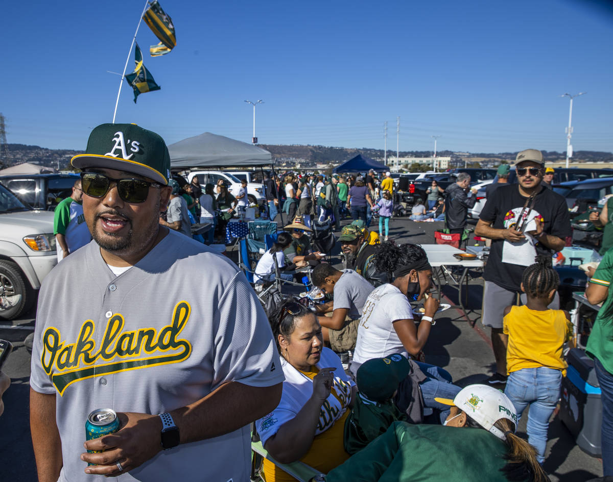 Oakland A's fans pack coliseum for huge tailgater before big