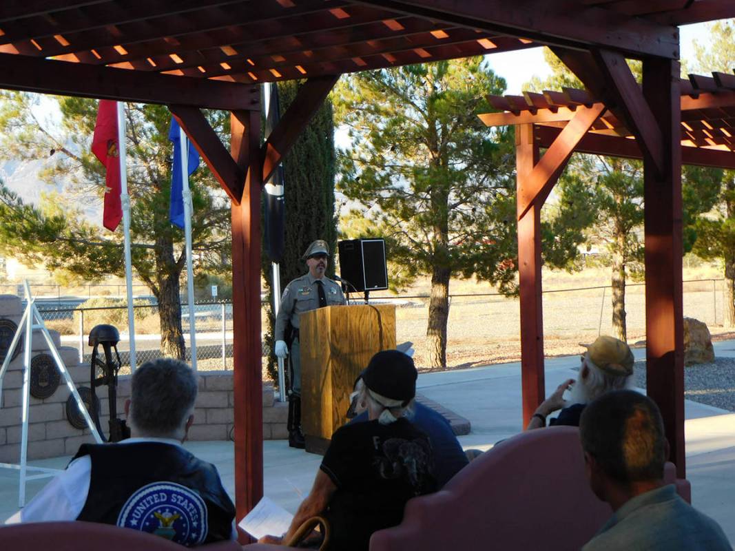 Robin Hebrock/Pahrump Valley Times Nye County Sheriff's Deputy Greg Curtain is pictured singing ...