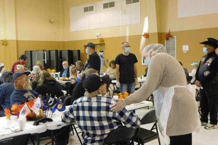 Robin Hebrock/Pahrump Valley Times A volunteer at the Pahrump Holiday Task Force's annual Commu ...