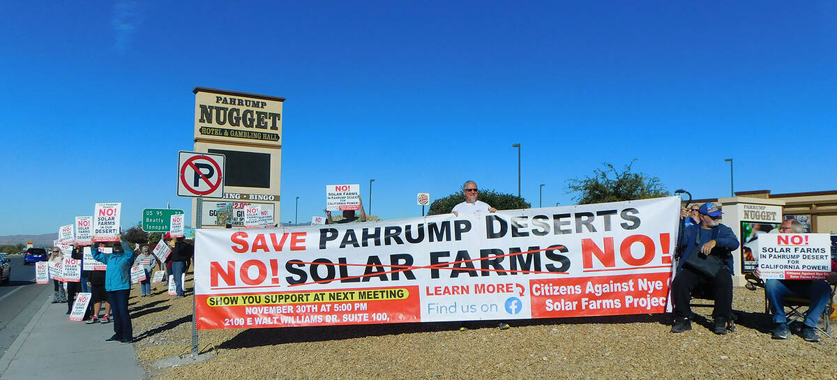 Robin Hebrock/Pahrump Valley Times Residents incensed about the idea of turning Pahrump's deser ...