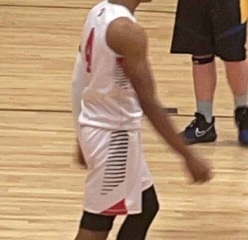 Special to the Pahrump Valley Times/ Tonopah Muckers guard Antonio "Tony" Bleasdell (4) during ...