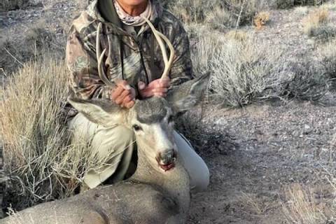 Dan Simmons/Special to the Pahrump Valley Times Violet, shows the deer she shot while on a hunt ...