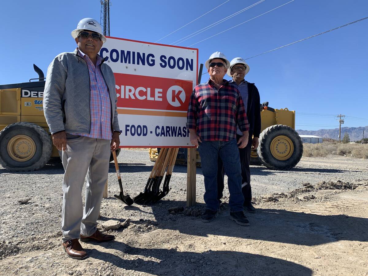 Brent Schanding/Pahrump Valley Times Groundbreaking began Tuesday on a new Circle K at Homestea ...
