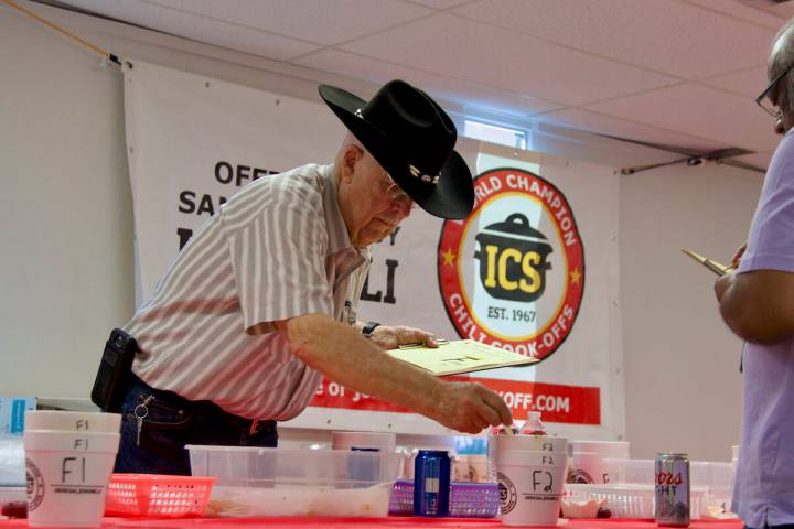 Pete Caimi, a certified chii judge, goes through the final table of chili's that made the top 1 ...