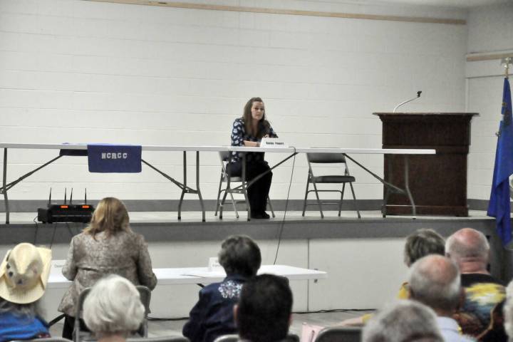 Horace Langford Jr./Pahrump Valley Times Nye County Treasurer candidate Raelyn Powers speaks to ...