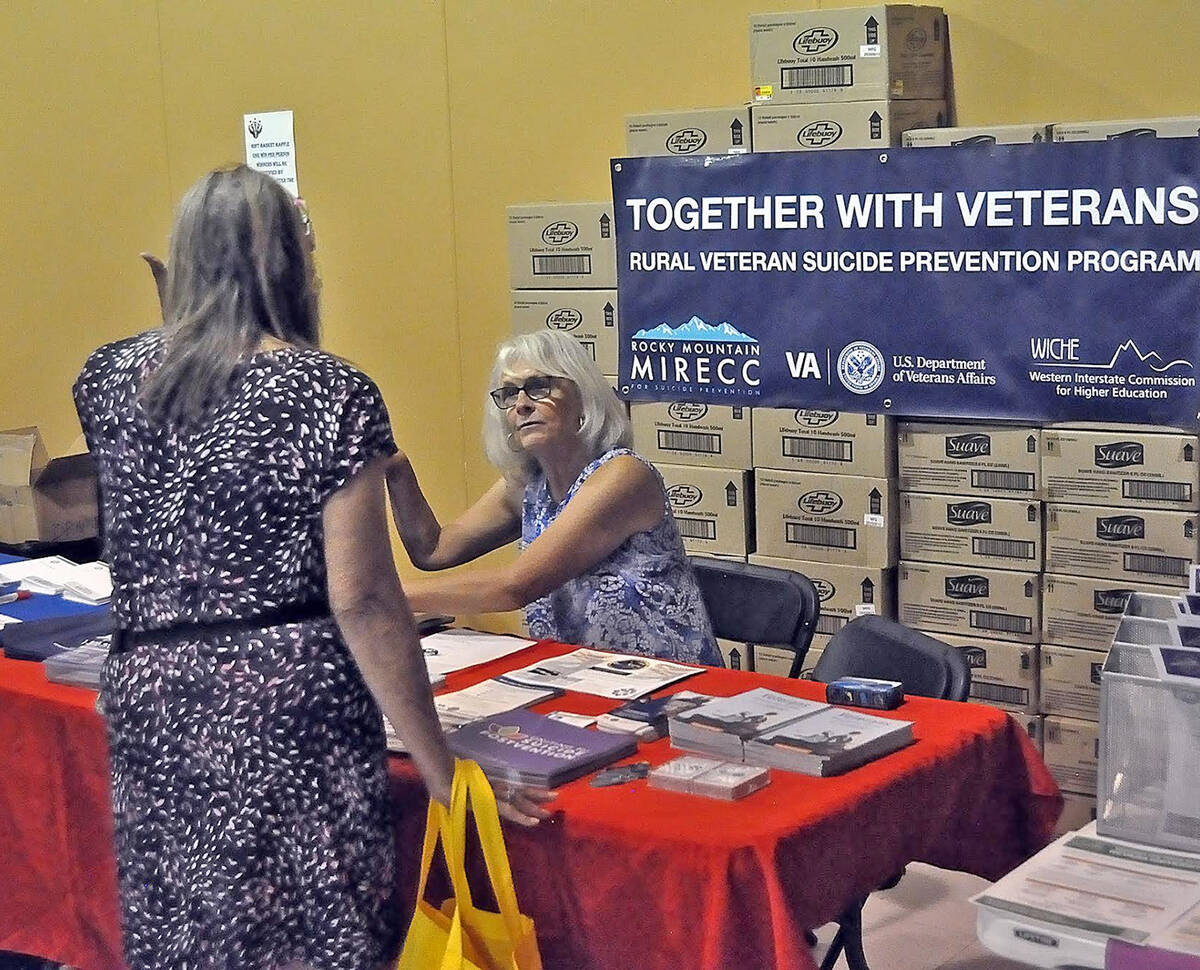 Horace Langford Jr./Pahrump Valley Times Michelle Caird with Together with Veterans, a communit ...