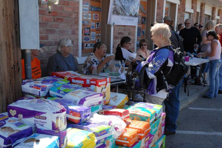 Horace Langford Jr. / Pahrump Valley Times In this file photo, Diaper Run participants register ...