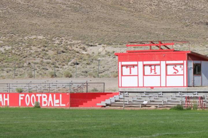 Danny Smyth/Times-Bonanza & Goldfield News The Tonopah Muckers fell to the Carlin Railroaders ...