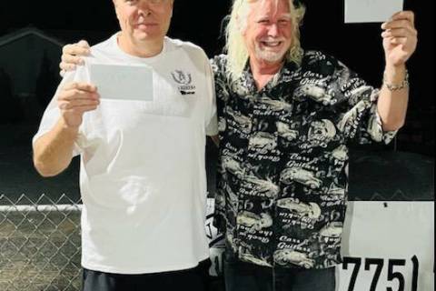 Special to Pahrump Valley Times Lathan Dilger (left) and Steve Witherell (right) took third pl ...