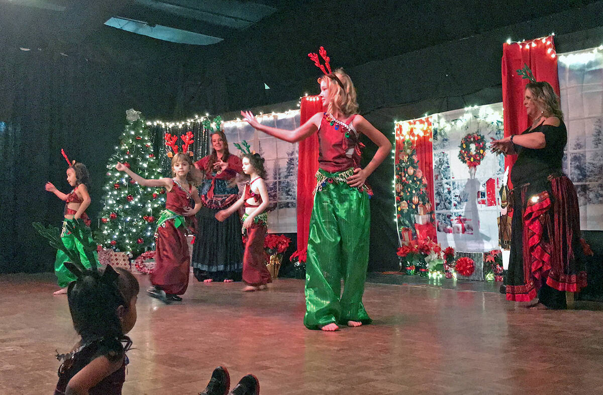 PHOTOS Silver Tappers ‘Jingle Bell Rock’ the house at holiday show