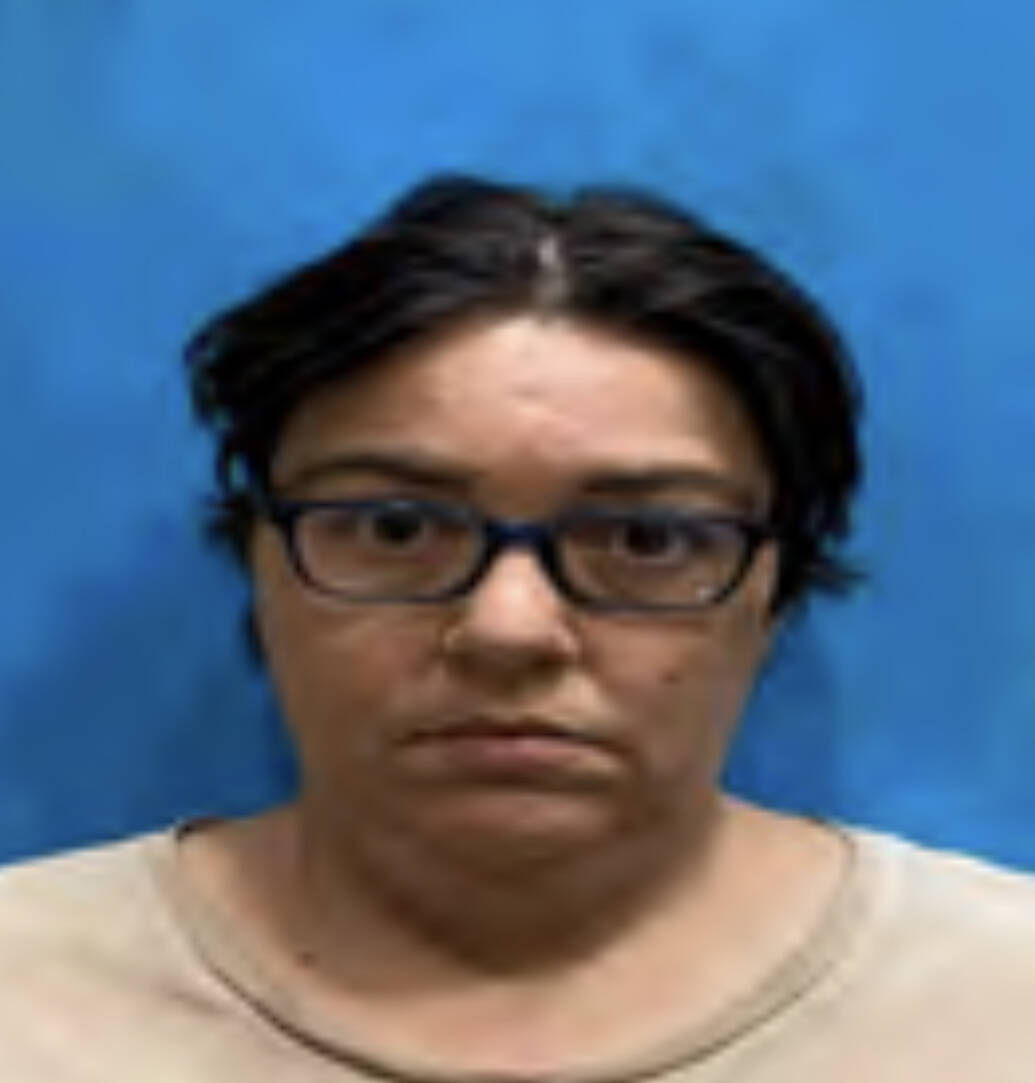 Deputies Say ‘lewd Mom Stripped Solicited Maintenance Worker For Sex Pahrump Valley Times