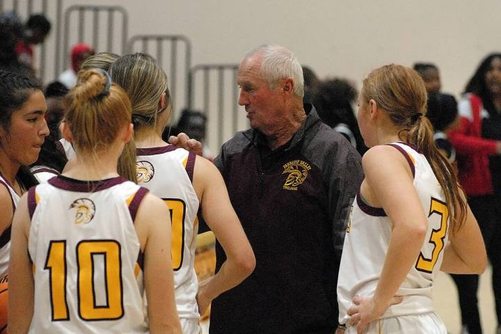 Horace Langford Jr./Pahrump Valley Times Pahrump Valley head coach Bob Hopkins talks to his tea ...