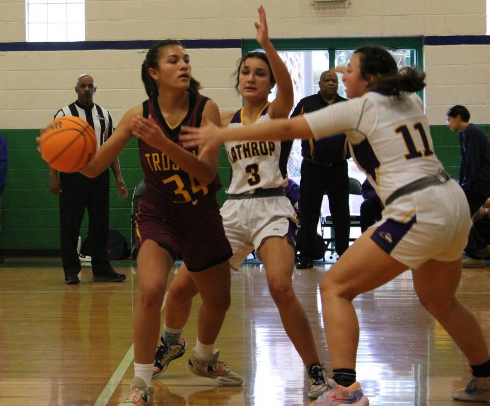 Danny Smyth/Pahrump Valley Times Pahrump Valley junior forward Kailani Martinez (34) led the Tr ...