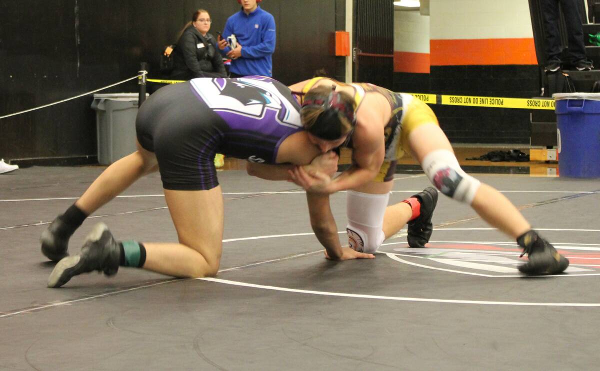 Danny Smyth/Pahrump Valley Times Brennen Benedict holding his opponent, Zyon Trujillo of Silver ...