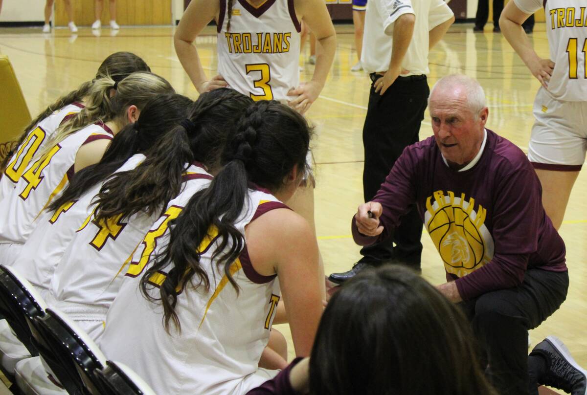 Danny Smyth/Pahrump Valley Times Pahrump Valley head coach Bob Hopkins speaking to his team in ...