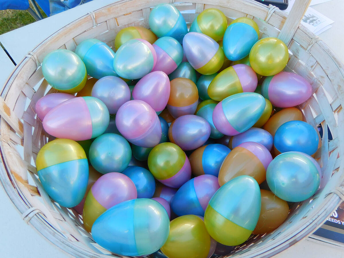 Robin Hebrock/Pahrump Valley Times More than 4,000 plastic eggs were filled with candy and give ...