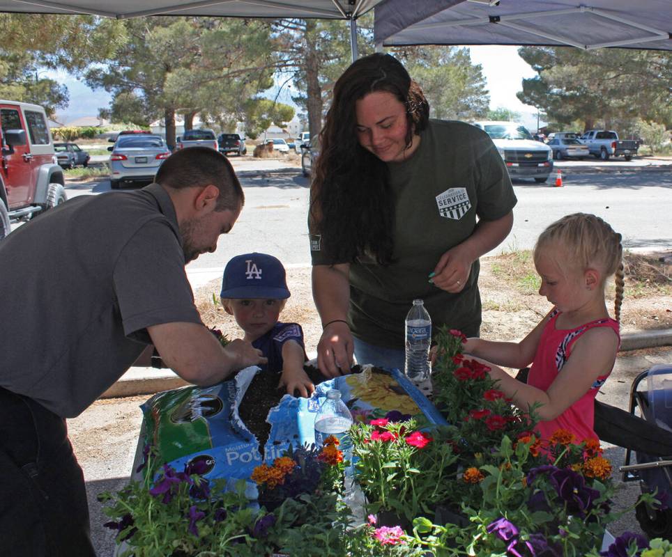 Robin Hebrock/Pahrump Valley Times In this file photo, volunteers from the Home Depot are shown ...