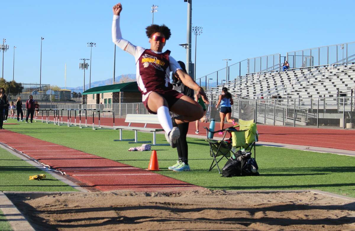 Danny Smyth/Pahrump Valley Times The Pahrump Valley Trojans competed in a midweek track & field ...