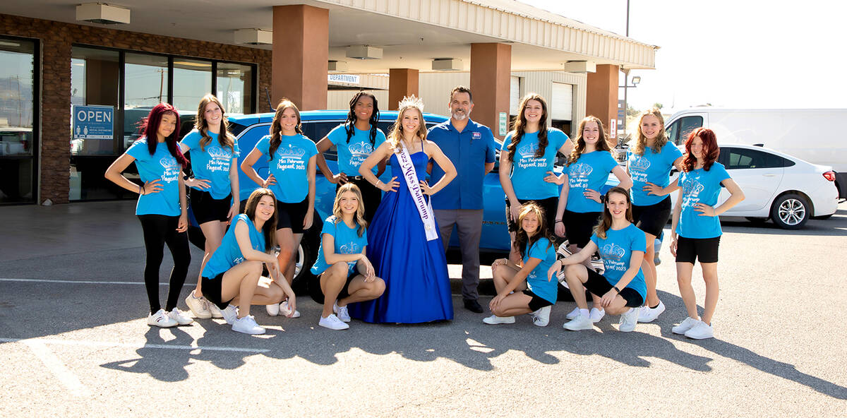 Special to the Pahrump Valley Times 2022 Miss Pahrump McKenna Cunningham, center, poses with th ...