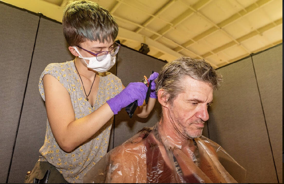 John Clausen/Pahrump Vallley Times Donna Cordova volunteered her hair-cutting services at Frida ...