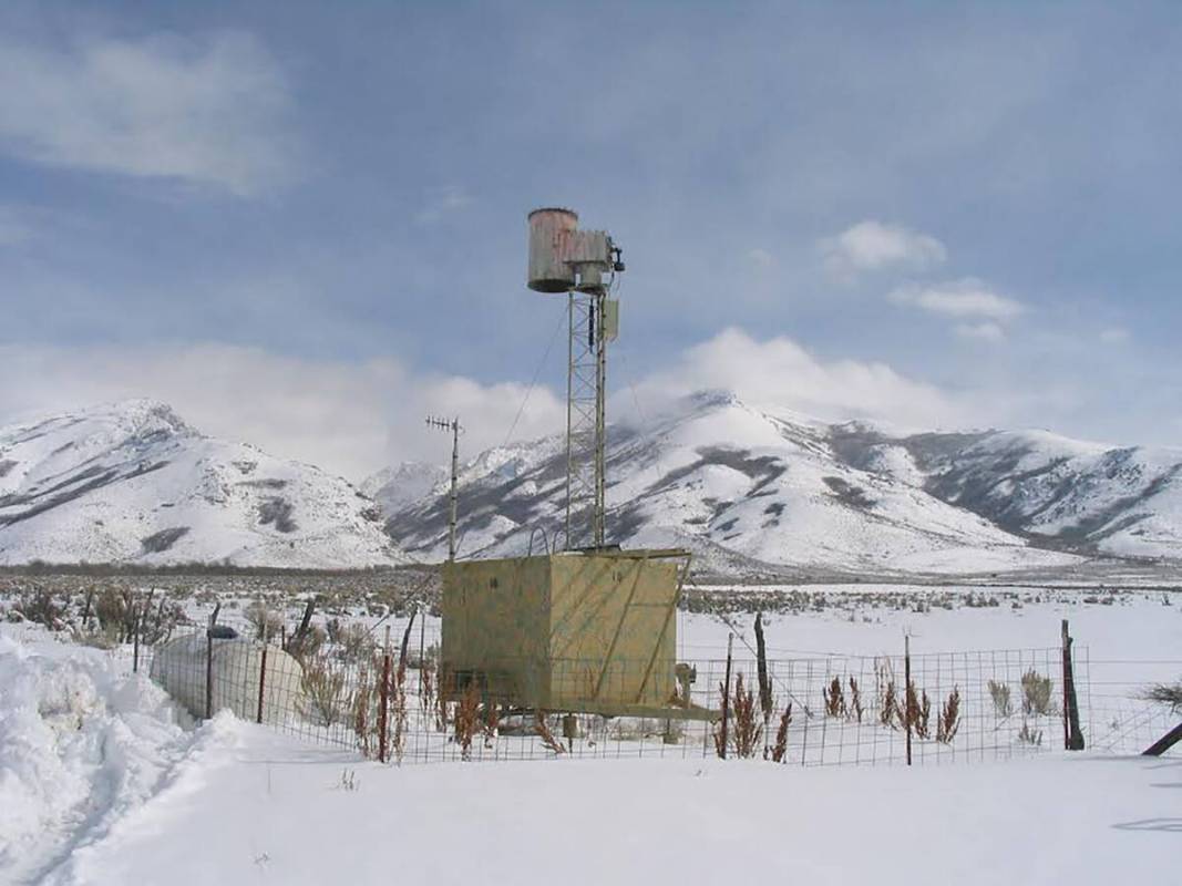 Special to the Pahrump Valley Times DRI provided this photo of a ground-based cloud-seeding gen ...