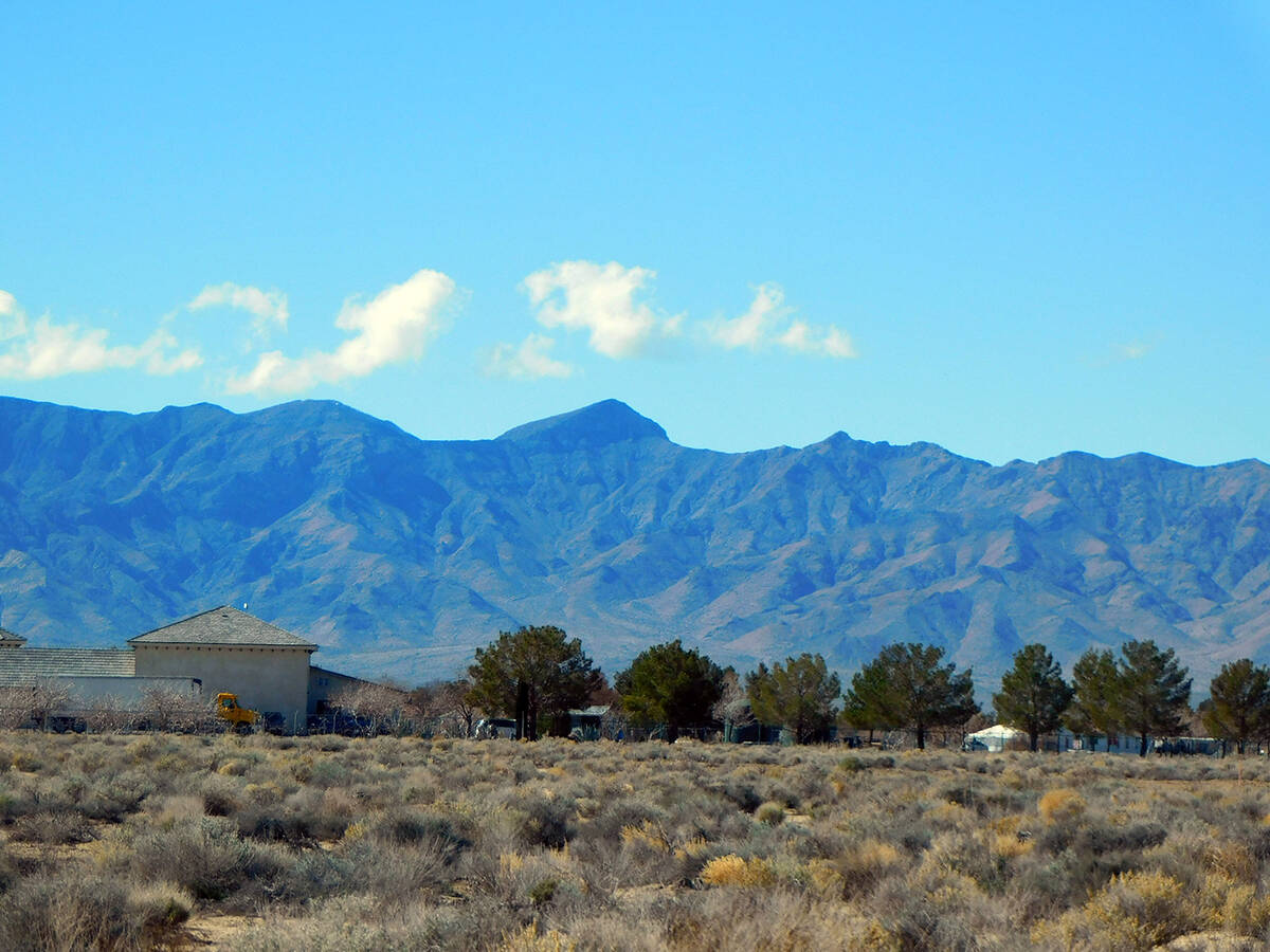 Robin Hebrock/Pahrump Valley Times The town of Pahrump is purchasing a 4.39-acre lot directly b ...