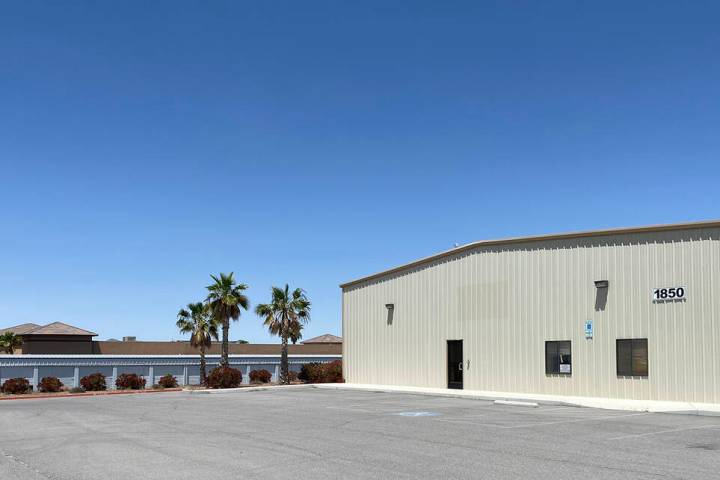 Robin Hebrock/Pahrump Valley Times Located on the lot next door to the Pahrump DMV, this buildi ...