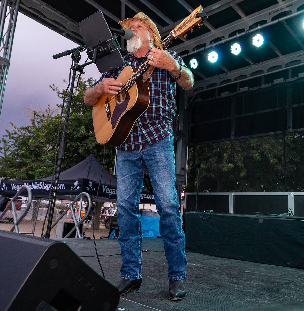 John Clausen/Pahrump Valley Times Performers took to the main stage to entertain the crowds thr ...