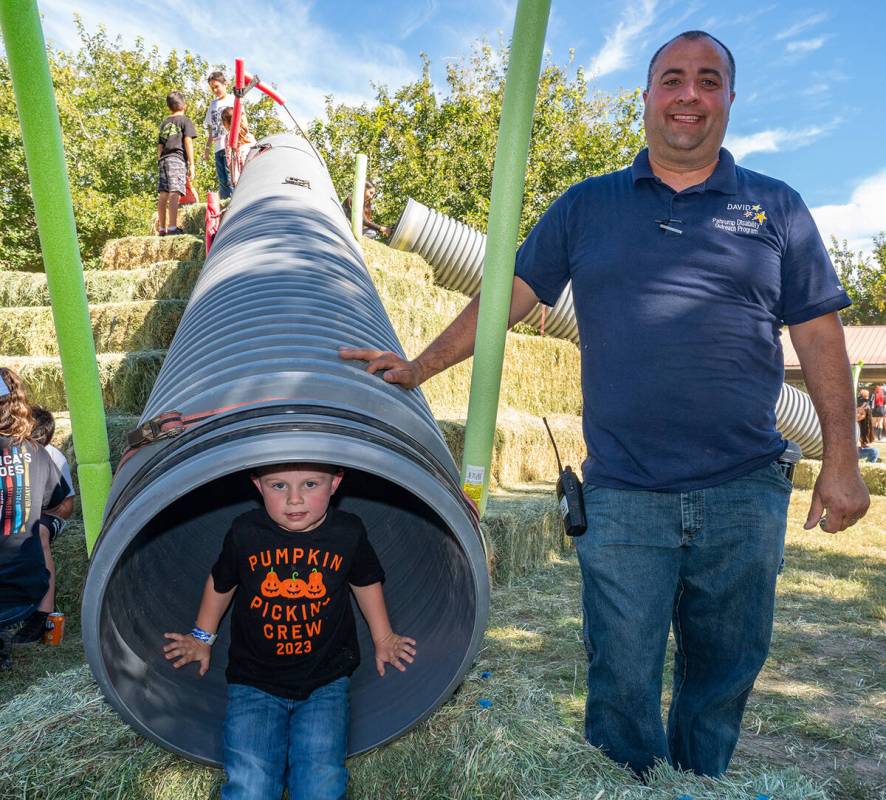 John Clausen/Pahrump Valley Times PDOP President David Boruchowitz and a Pumpkin Days attendee ...